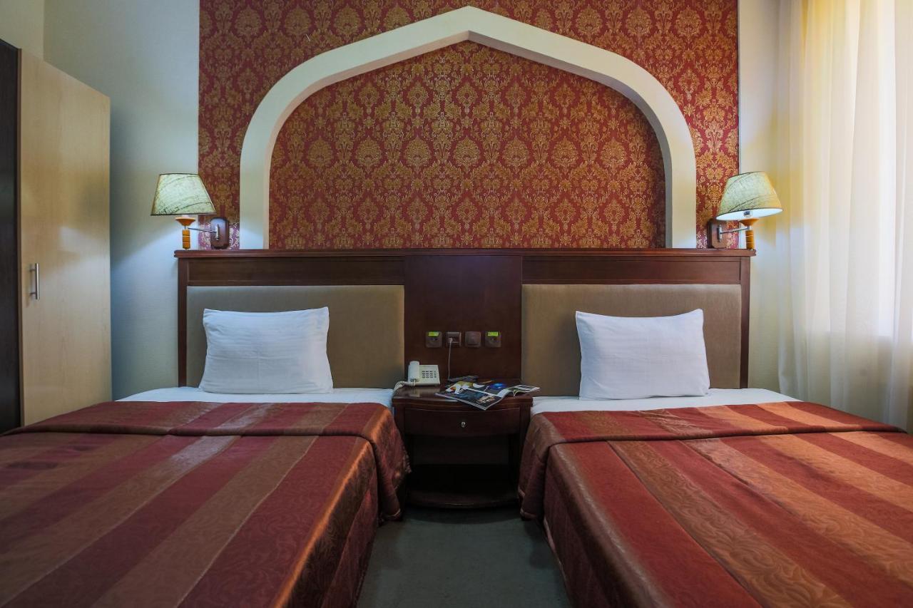 Avicenna Hotel Buchara Buitenkant foto