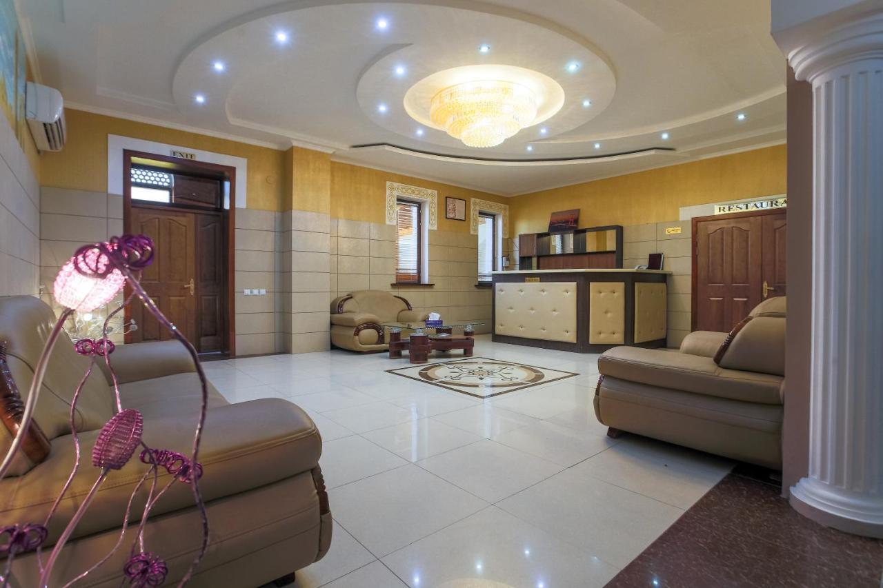 Avicenna Hotel Buchara Buitenkant foto